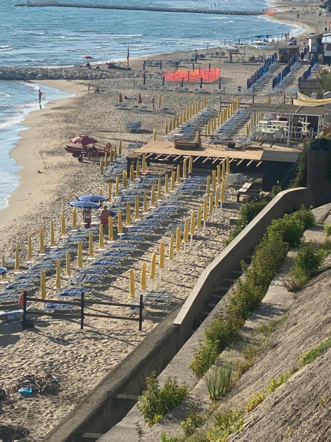 La Casetta Delle Sirene Anzio Esterno foto